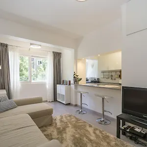 Apartment Lovely & Modern In The Center, Lisbon