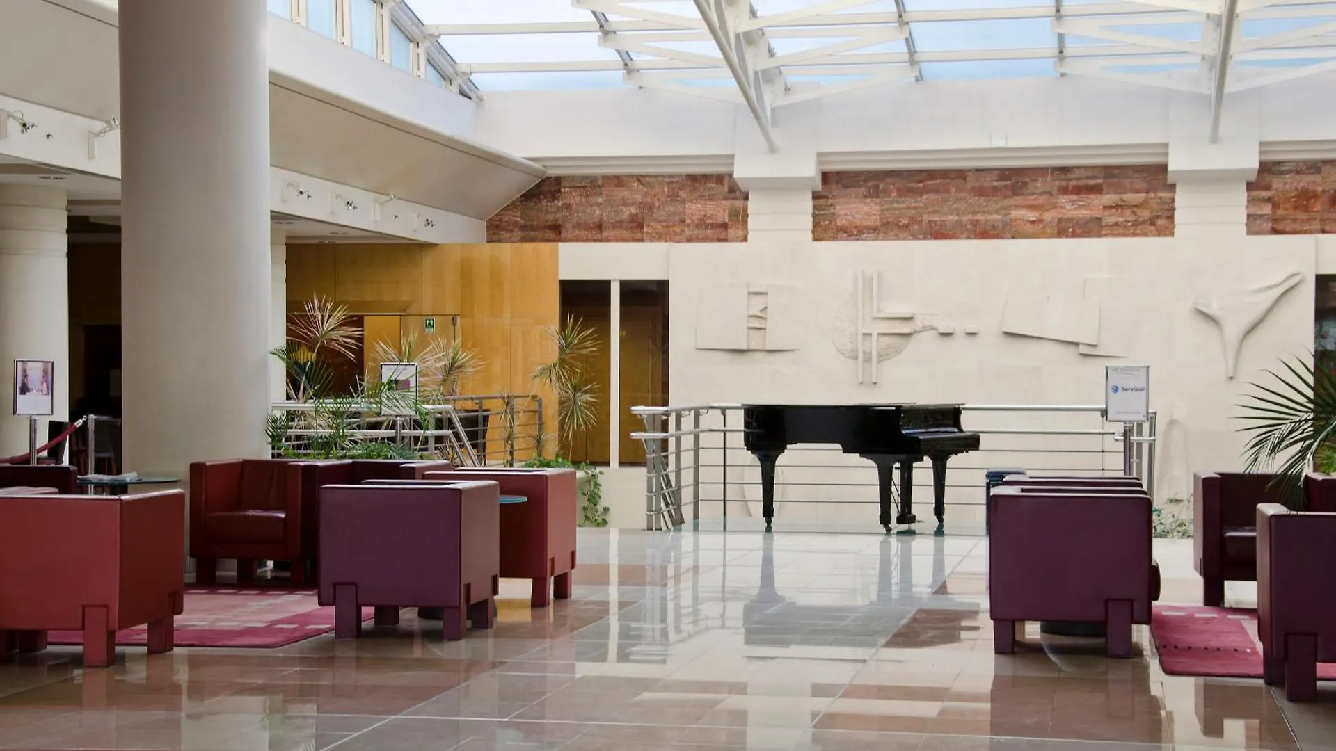 Vip Executive Entrecampos Hotel & Conference Lisbon 4*,