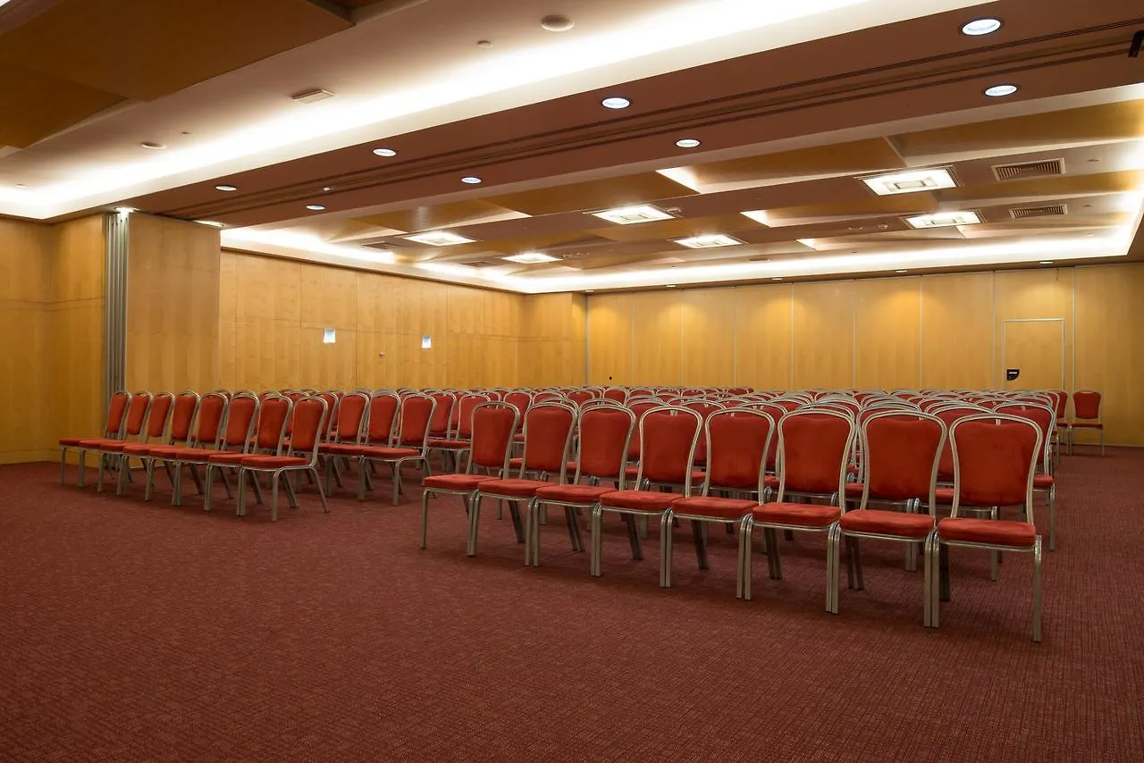 Vip Executive Entrecampos Hotel & Conference Lisbon 4*,